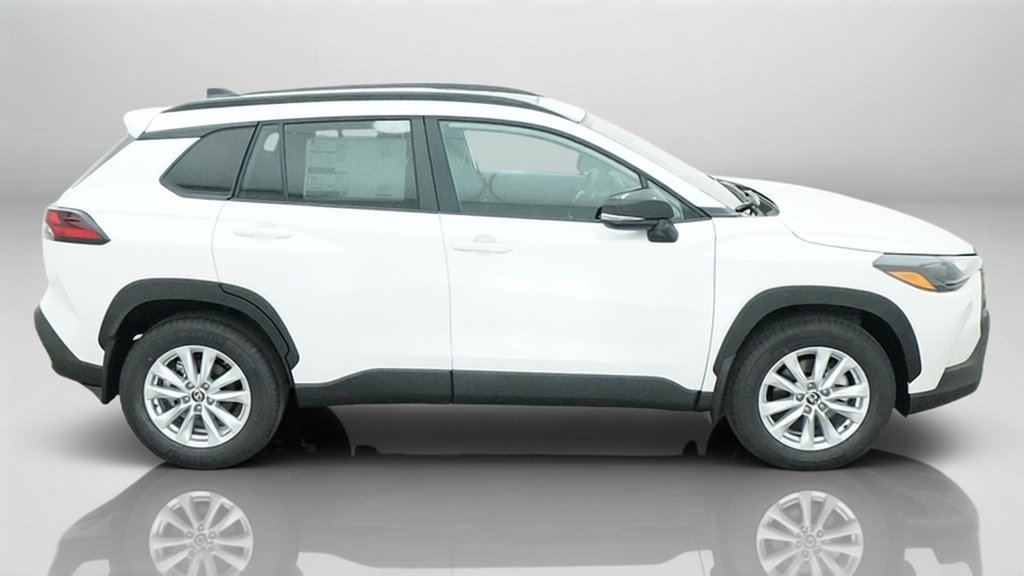 New 2026 Wind Chill Pearl Toyota LE image 7