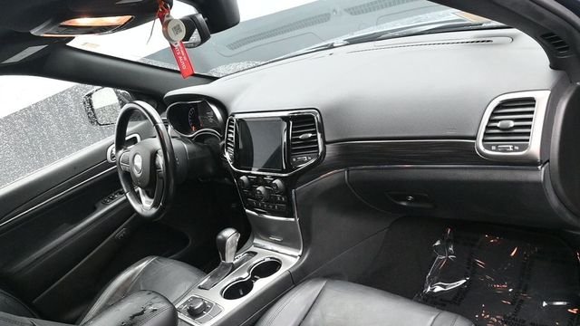 Used 2021 Blue Jeep Limited image 12