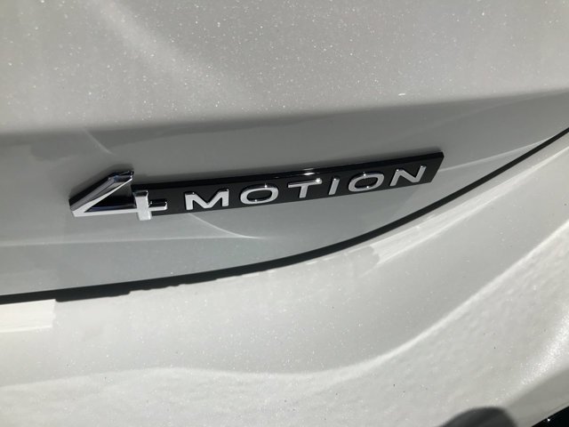 New 2026 Opal White Pearl Volkswagen SE R-Line Black image 10