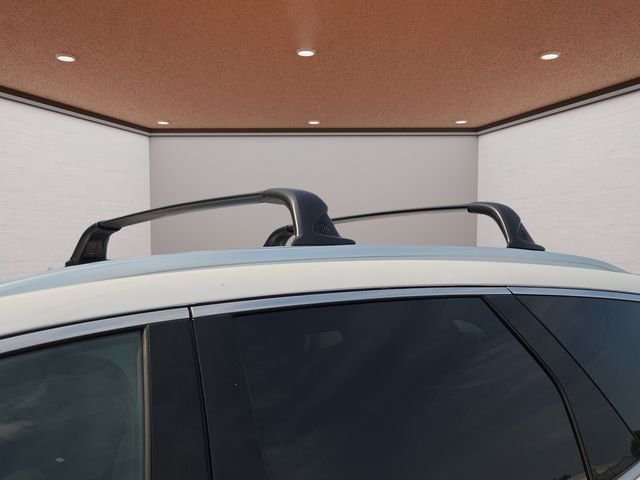 Used 2018 White Frost Buick Avenir image 16