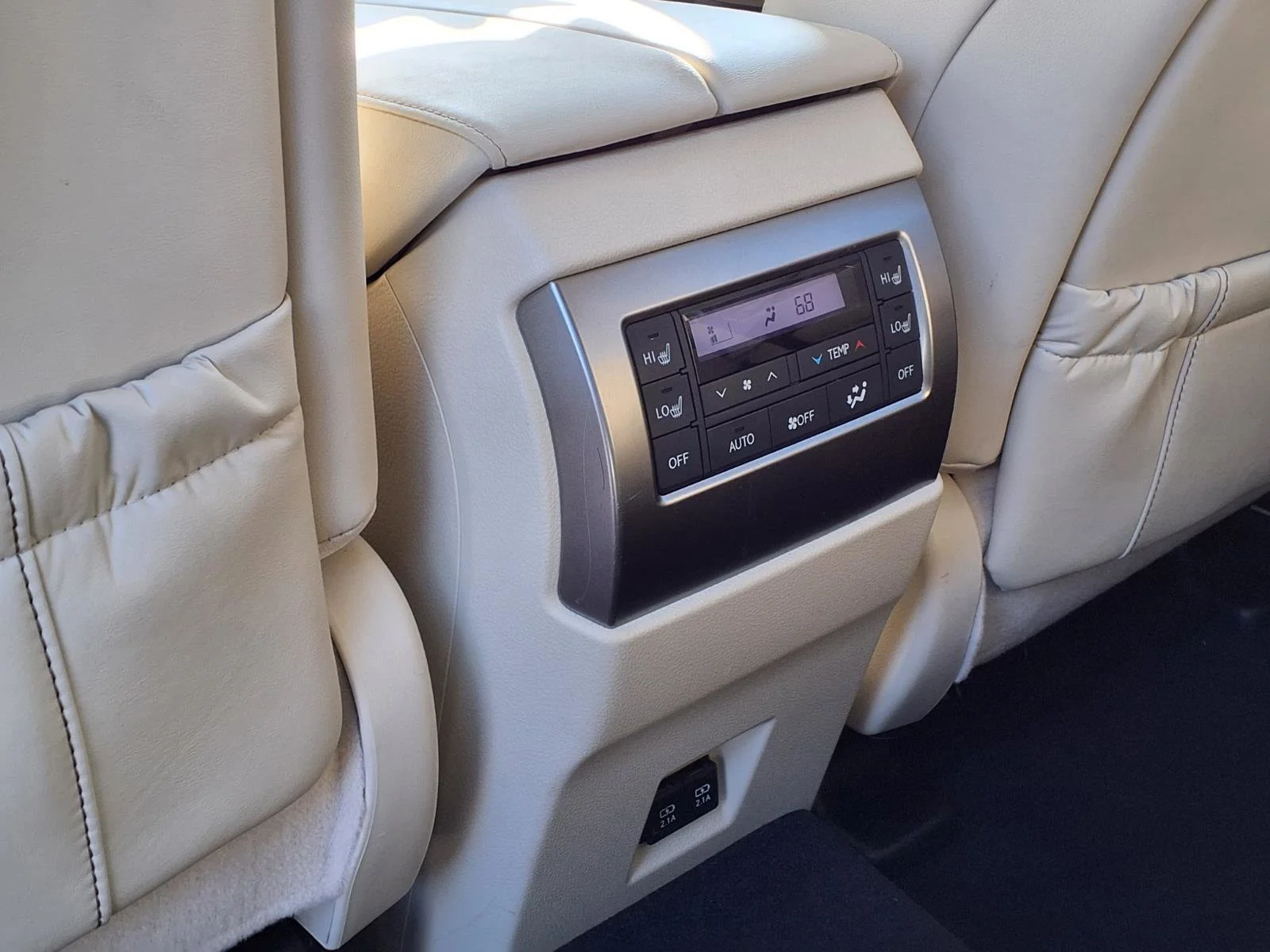 Used 2023 Onyx Black Lexus GX 460 Premium image 31