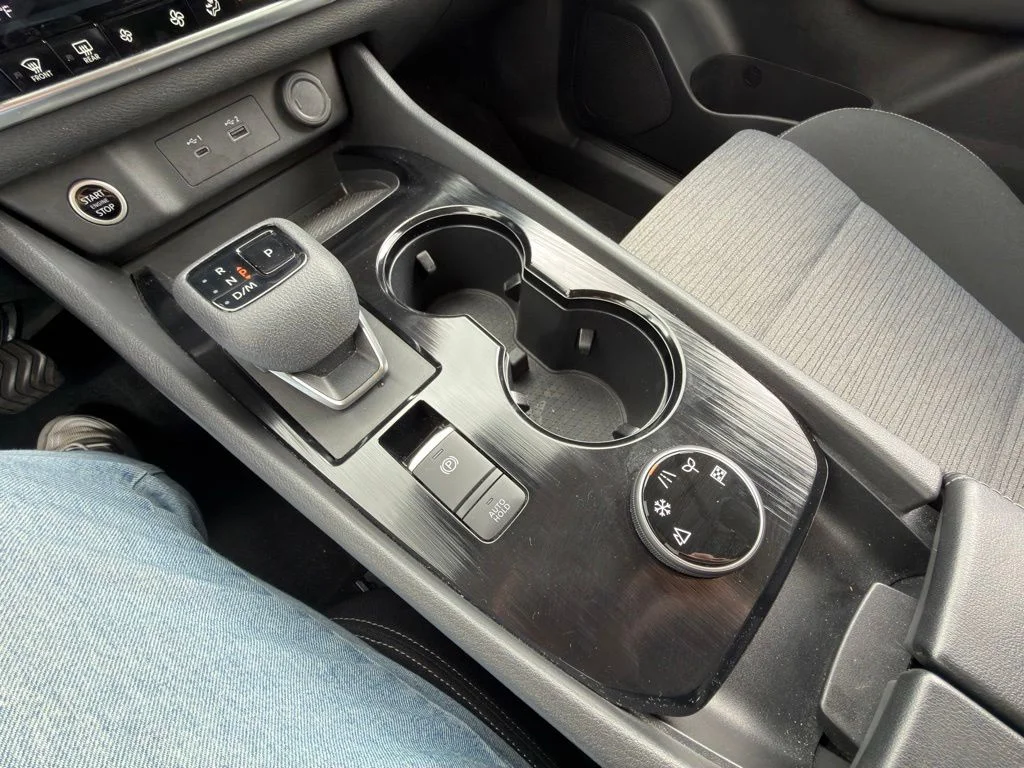 Used 2023 White Nissan SV image 13