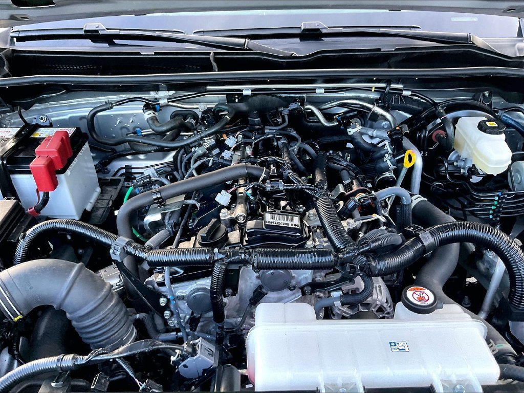 Used 2025  Toyota SR5 image 29