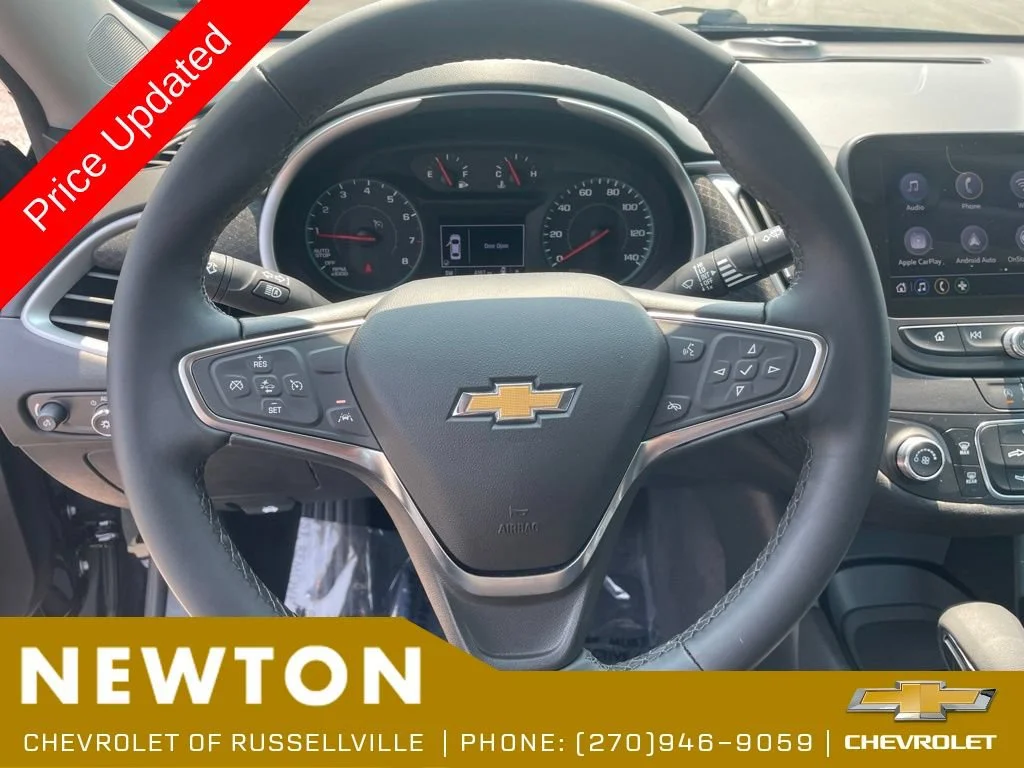 Used 2025 Mosaic Black Metallic Chevrolet RS image 12