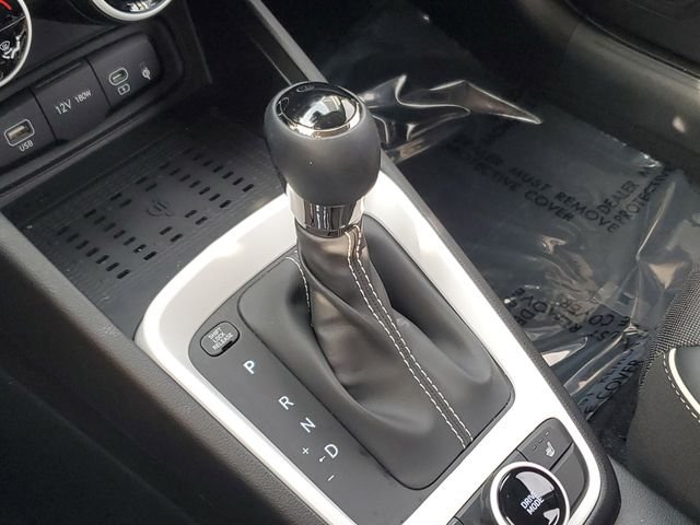 2025 Hyundai Venue Limited - Photo 21