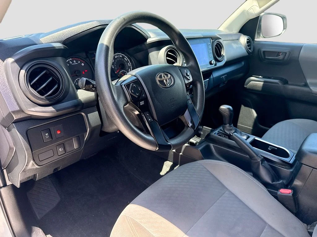 Used 2022 White Toyota SR image 10