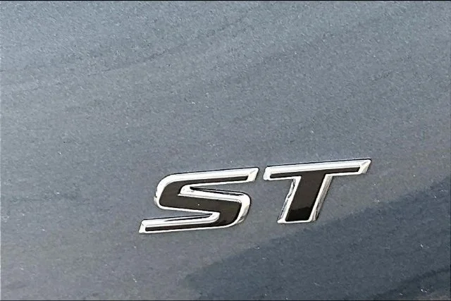 New 2026 Quartz Blue Metallic Buick Sport Touring image 8