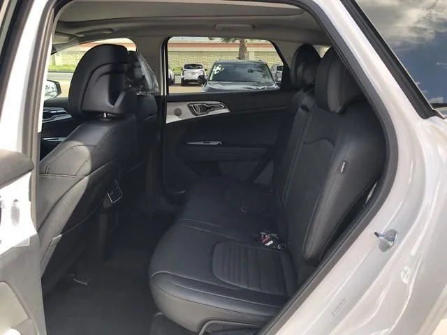 New 2025 White Kia SX-Prestige image 14