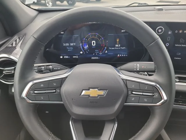 Used 2025 Gray Chevrolet LT image 26