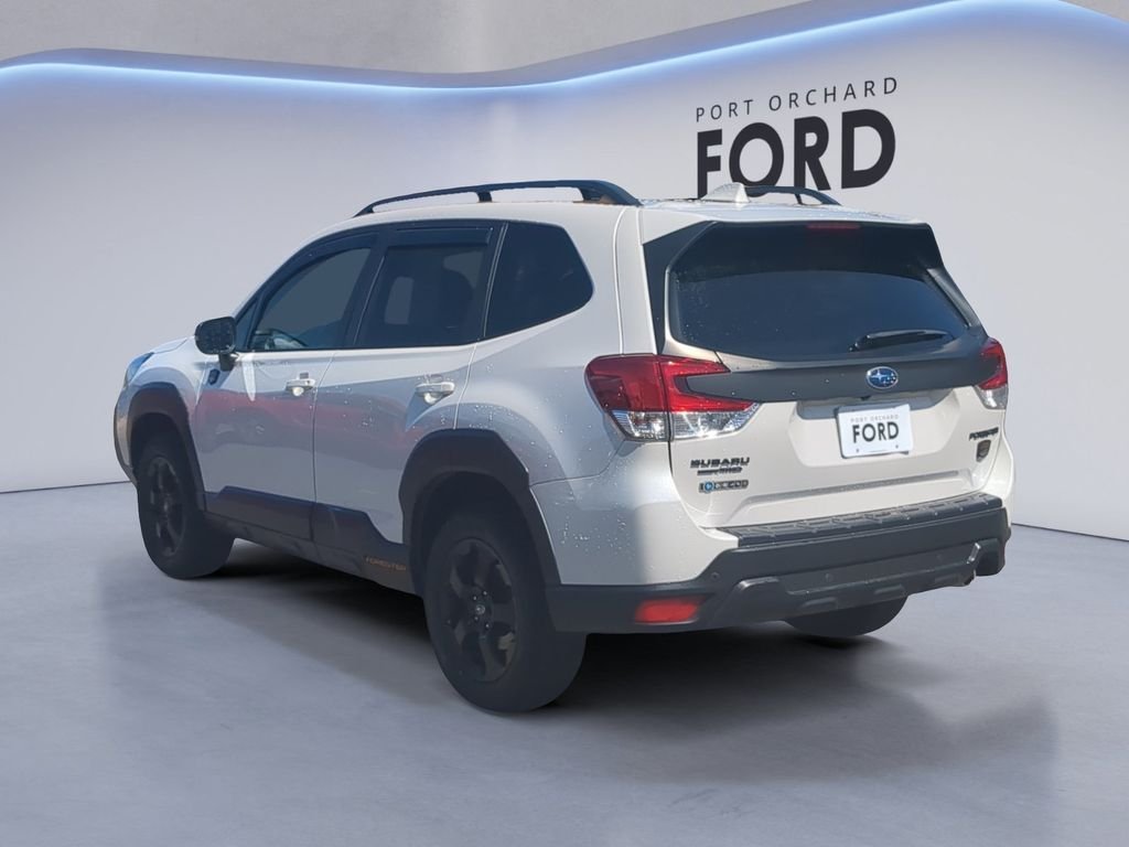 Used 2022 White Subaru Wilderness image 5