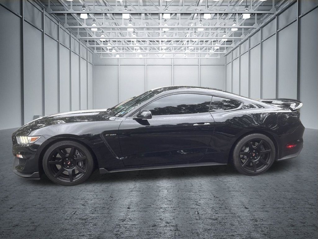 Used 2016 Black Ford Shelby GT350 image 9