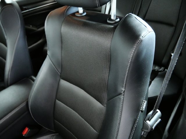Certified Used 2018  Honda Sport image 17