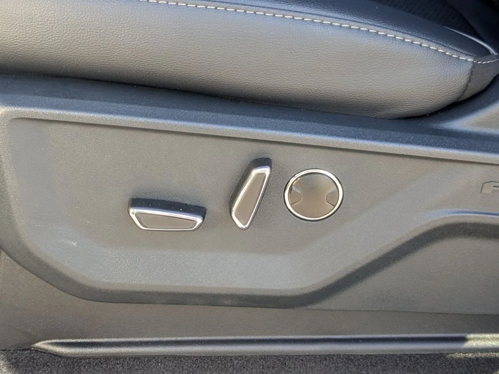 New 2026 Agate Black Metallic Ford Lariat image 15