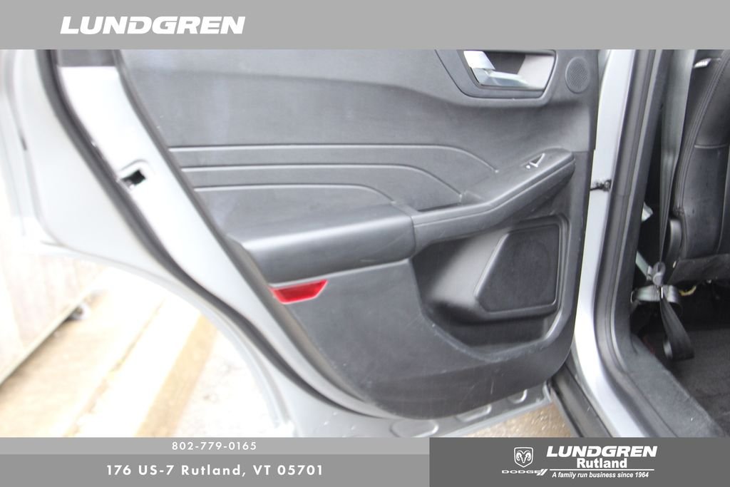 Used 2022 Silver Ford SEL image 19