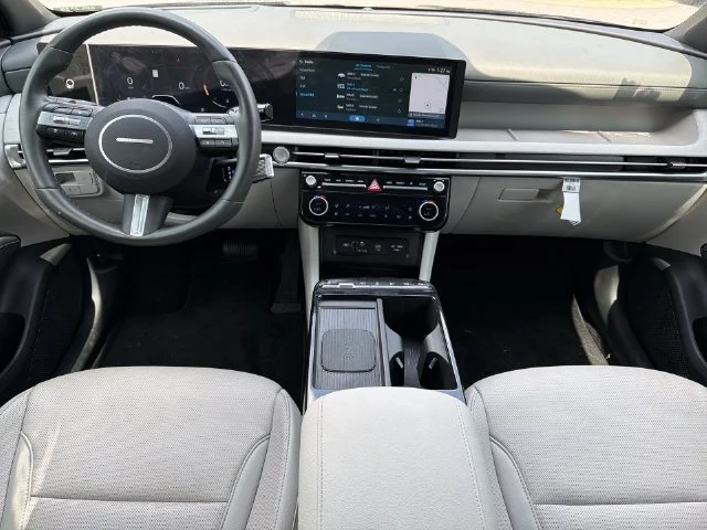 Used 2025 Black Hyundai Limited image 23