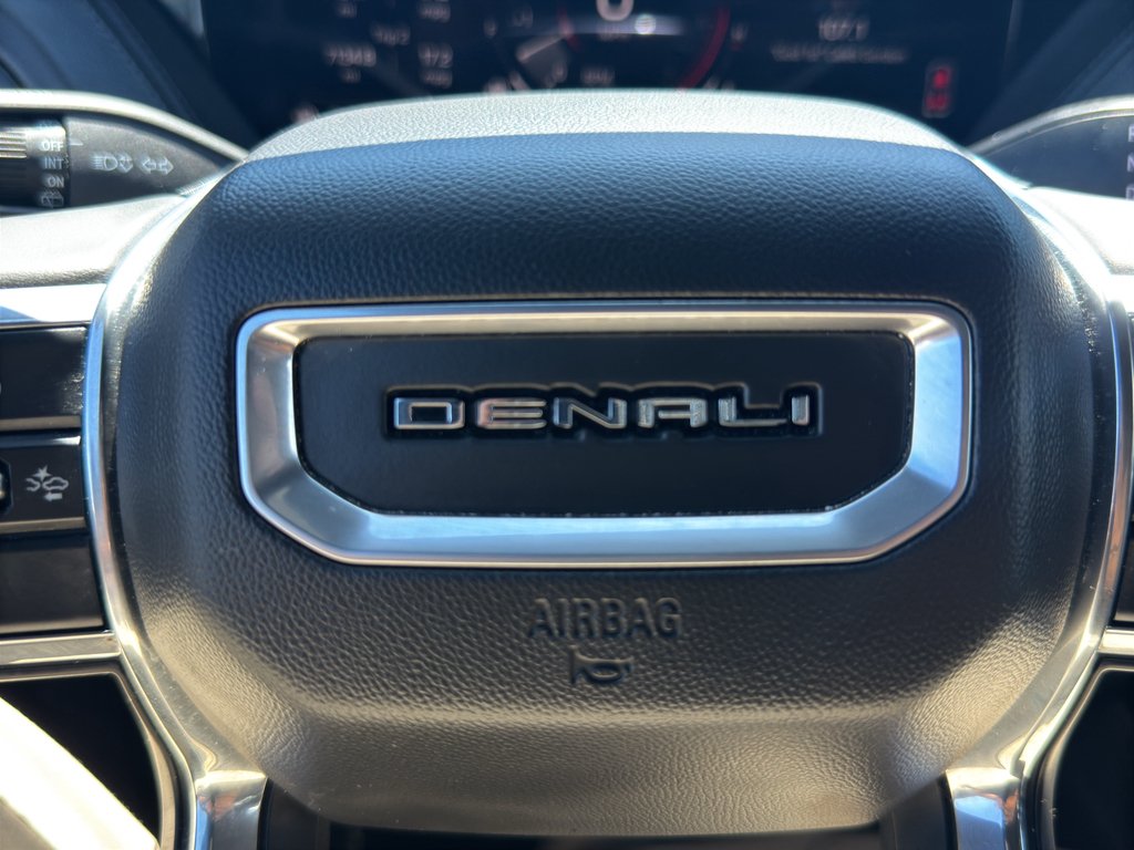 Used 2025 White GMC Denali image 40