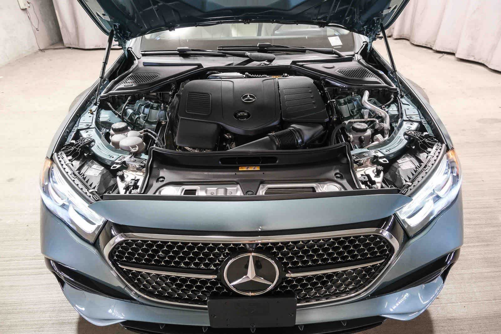 New 2027 Verde Silver Metallic Mercedes-Benz E 350 image 18