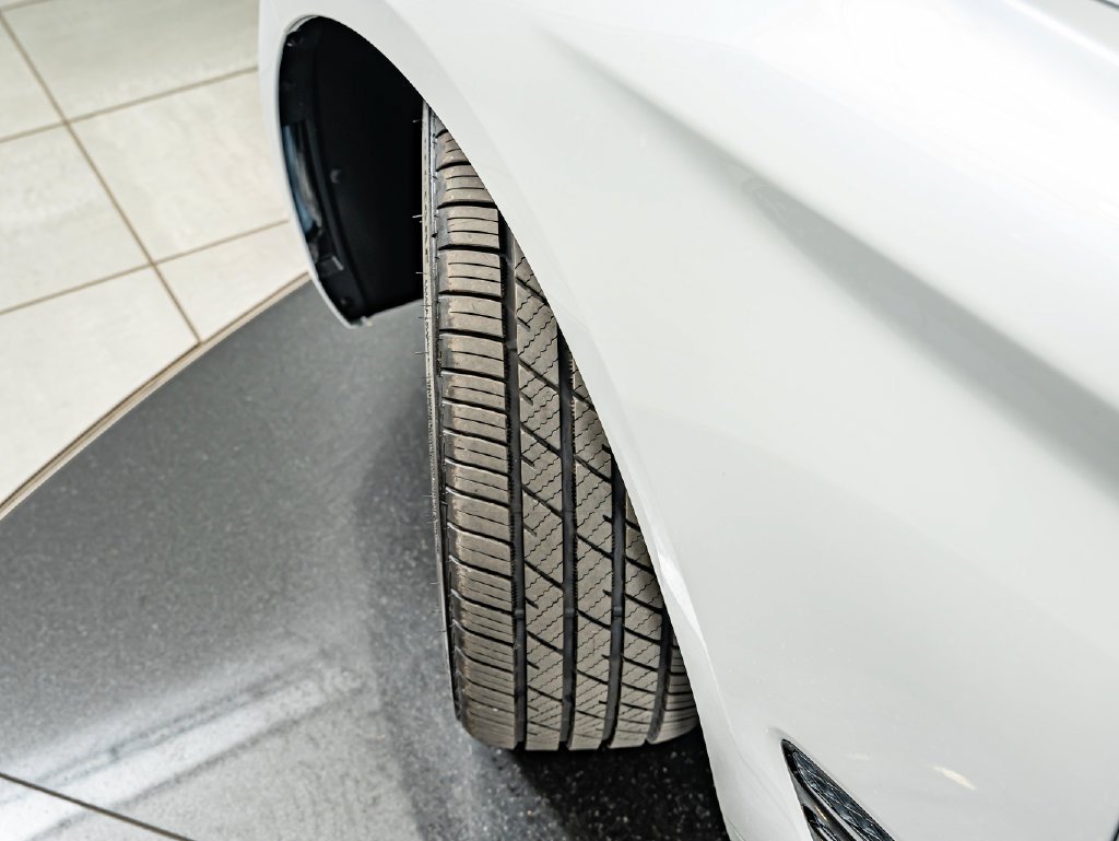 Used 2022 Uyuni White Genesis 3.3T image 43