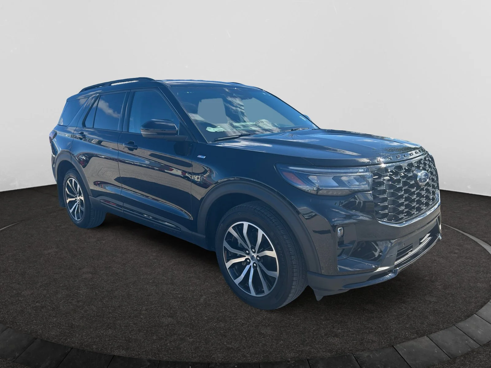 Used 2025  Ford ST-LINE 4WD Low Kms image 7