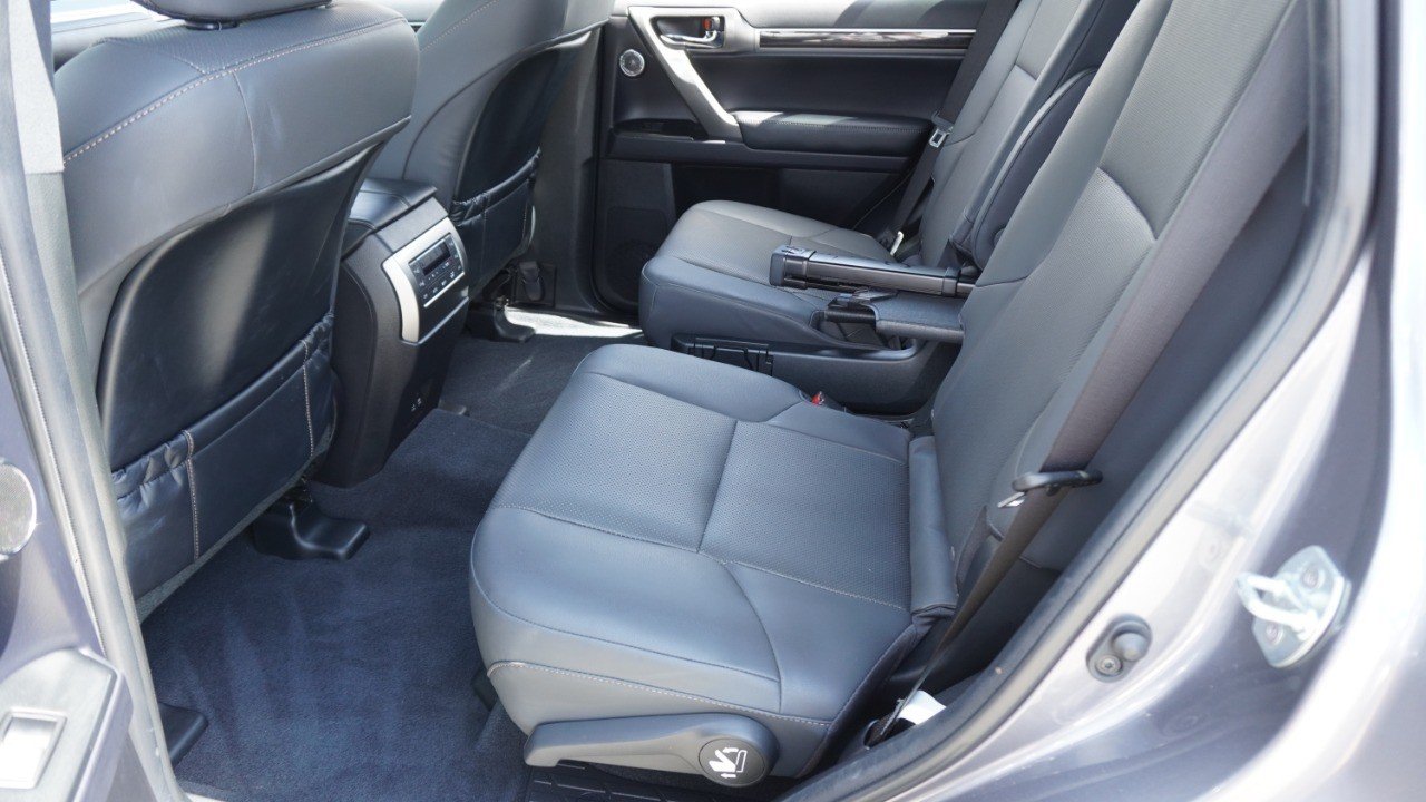 Certified Used 2023 Gray Lexus GX 460 Premium image 32