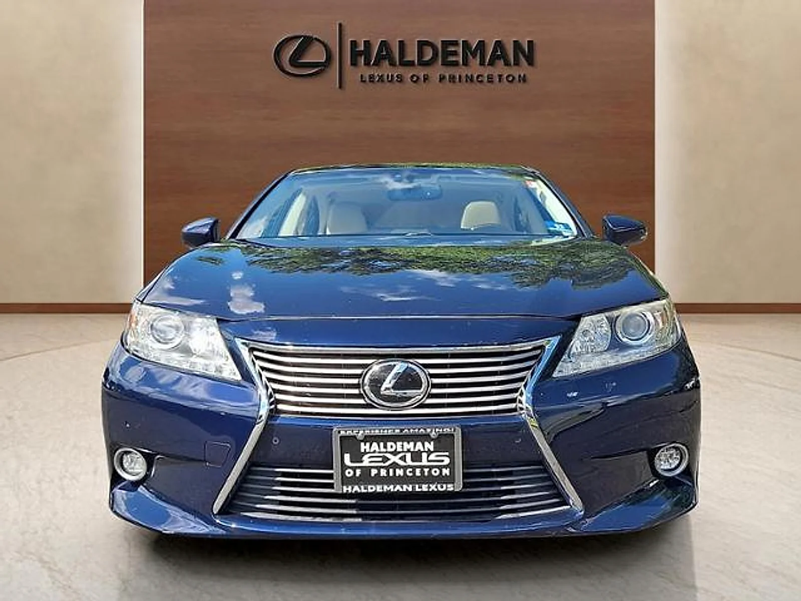 Used 2014 Lexus ES 350 with VIN JTHBK1GG2E2088054 for sale in Lawrence Township, NJ