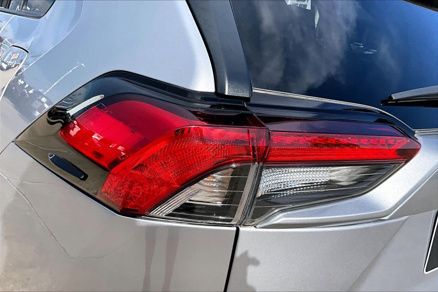 Used 2024 Silver Sky Metallic Toyota XLE Premium image 29