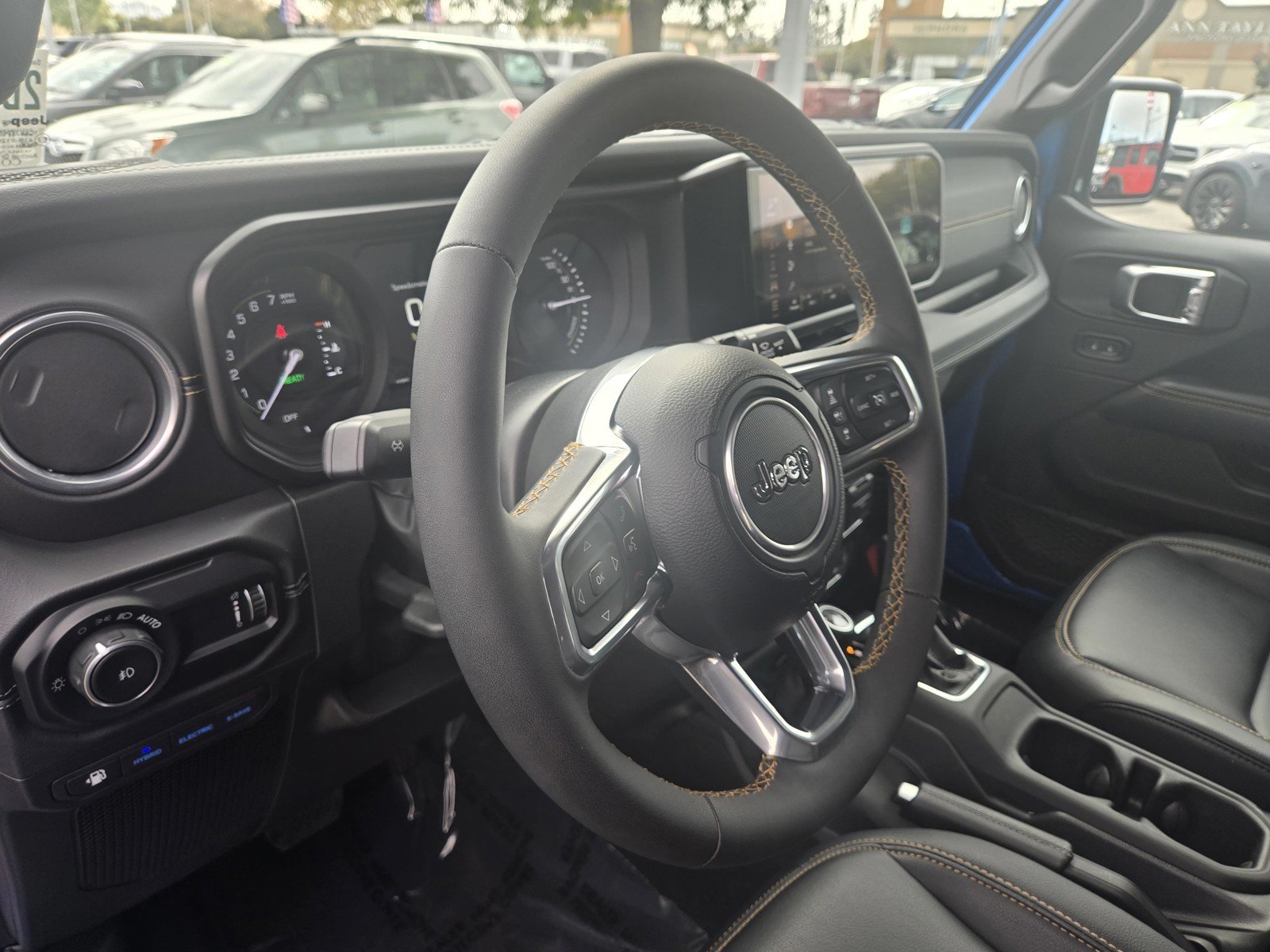 Certified Used 2024 Hydro Blue Pearlcoat Jeep Sahara image 13