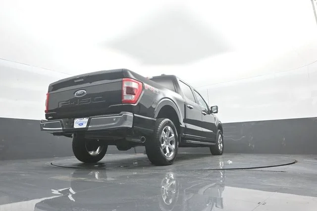 Used 2021 Black Metallic Ford Lariat image 38