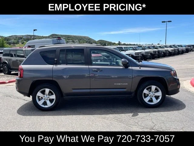 Used 2015 Gray Jeep Latitude image 6