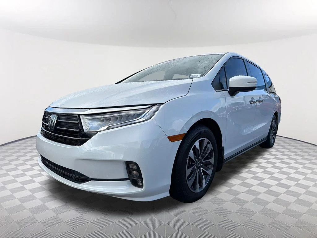 Used 2021 White Honda EX-L image 1