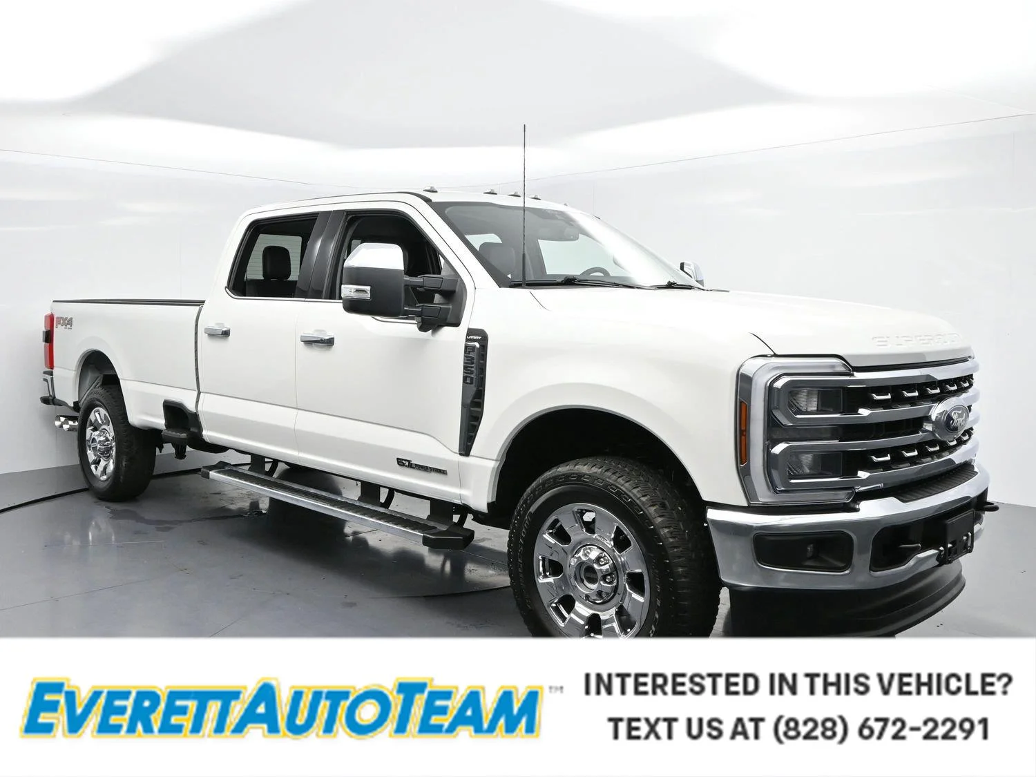 Used 2025 White Ford XL image 1