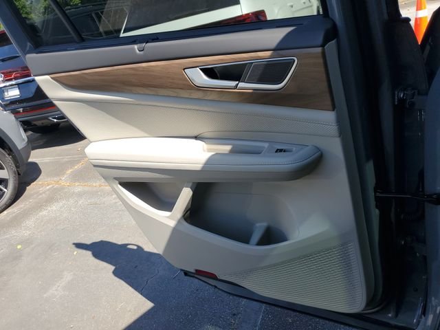 New 2026 Gray Volkswagen 2.0T SE w/Technology image 13