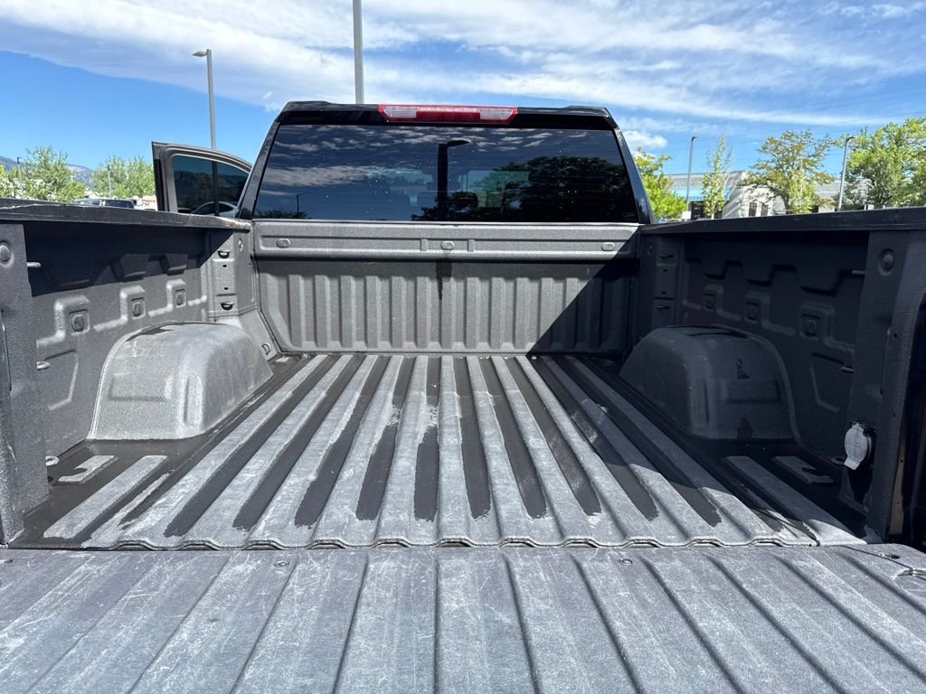 Used 2024 Black Chevrolet Custom image 25