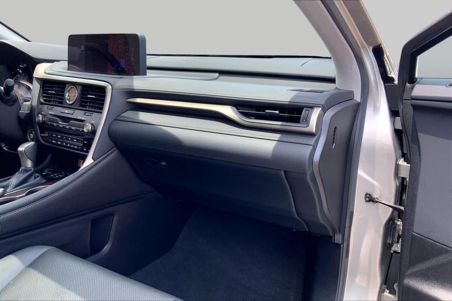 Used 2022 Atomic Silver Lexus  image 19