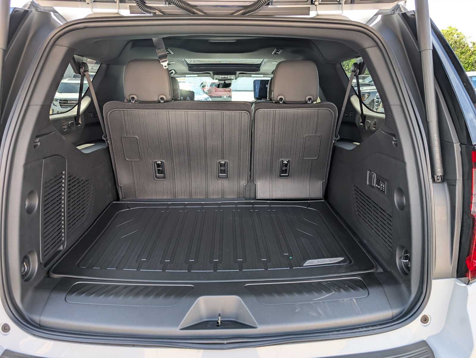 2026 GMC Yukon XL Elevation - Photo 7