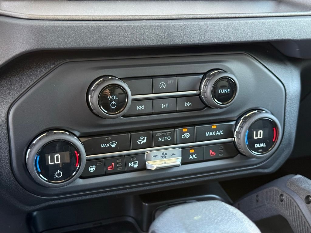 New 2026 Avalanche Gray Ford Badlands® image 12