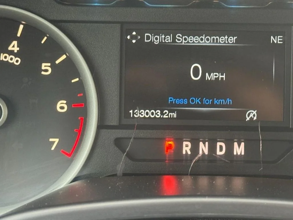 Used 2019 Oxford White Ford XLT image 22