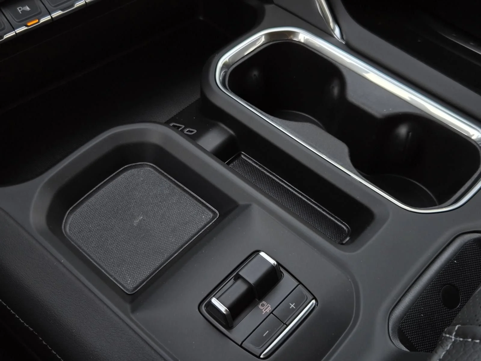 New 2026 Glacier White Tricoat GMC Denali image 14