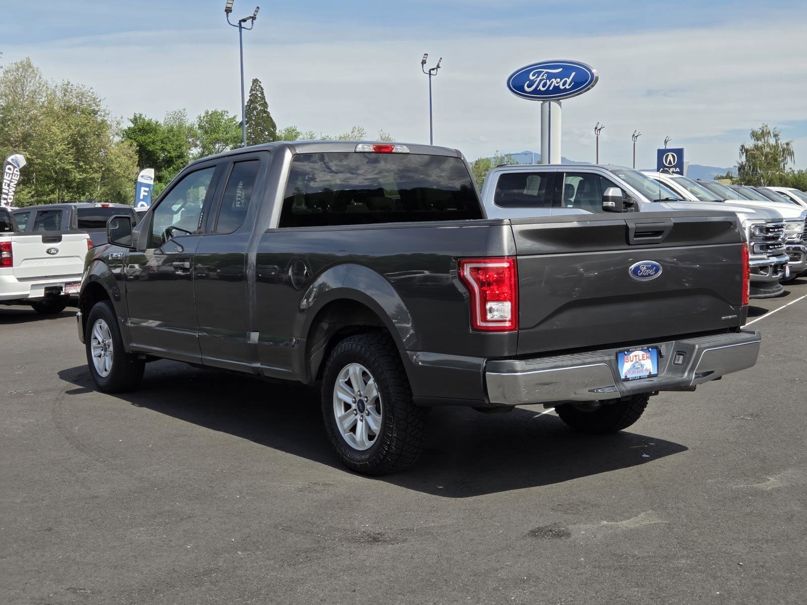 Used 2015  Ford  image 7
