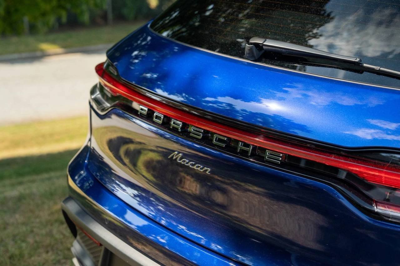 Used 2026  Porsche  image 15