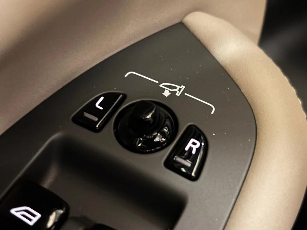 2026 Volvo XC90 Plus - Photo 23