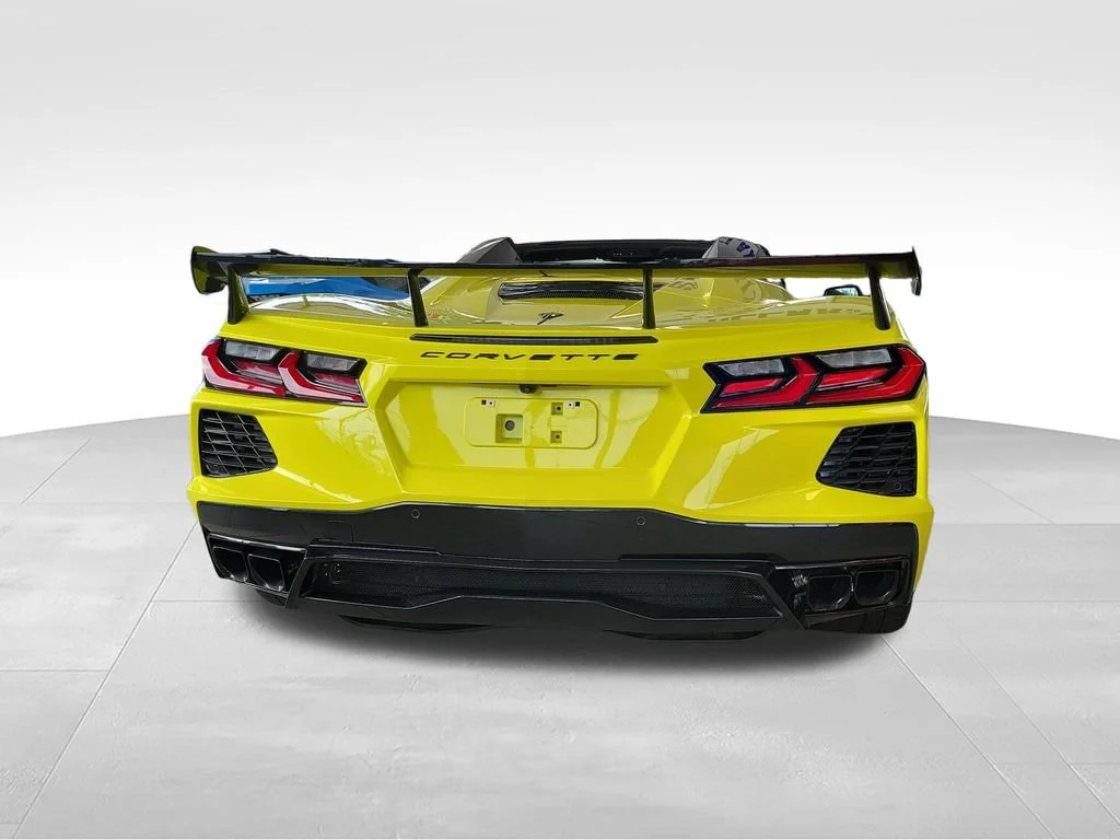Used 2023 ACCELERATE YELLOW METALLIC Chevrolet 3LT image 8