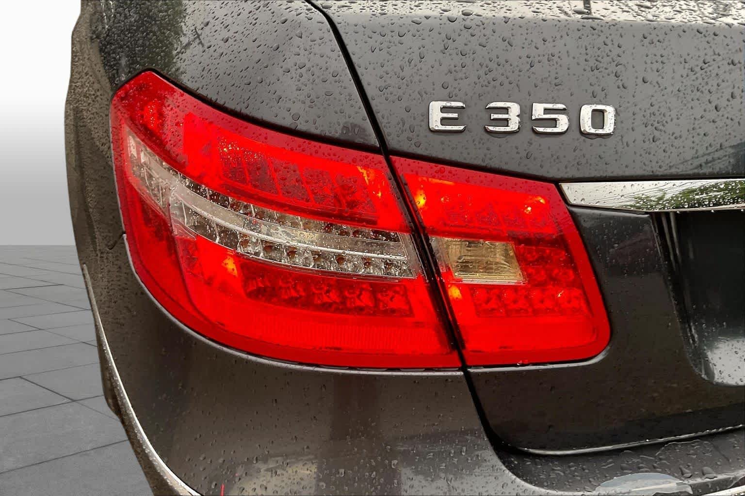 Used 2011 Designo Graphite Metallic Mercedes-Benz E 350 Sport image 28