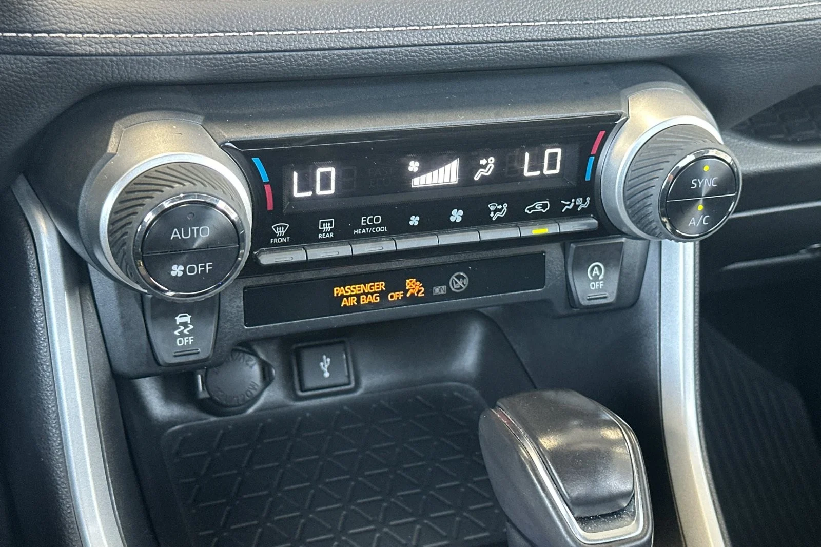 Certified Used 2022 MAGNETIC GRAY Toyota XLE Premium image 19