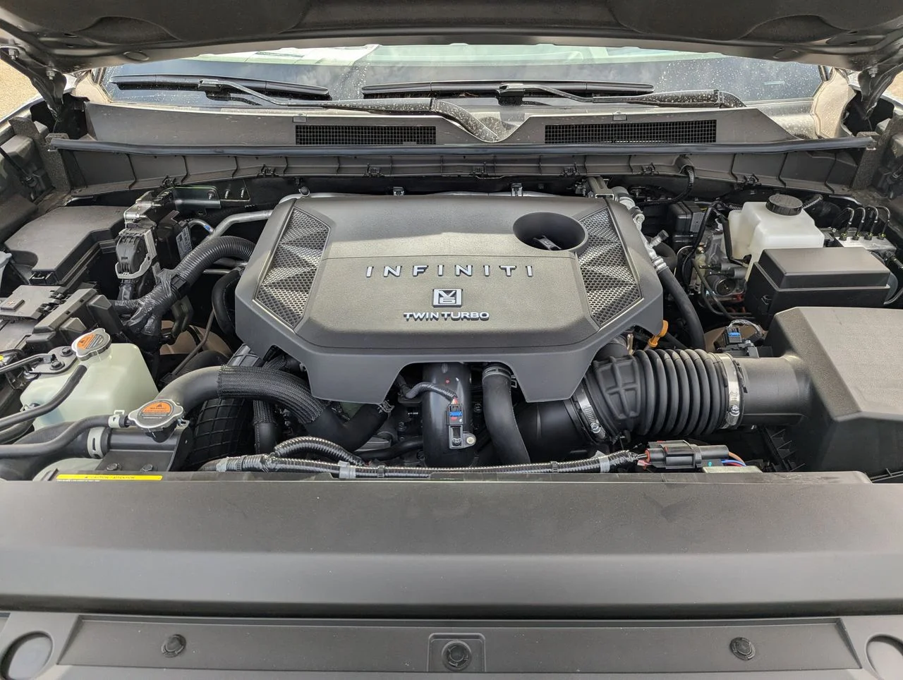 New 2027 DYNAMIC METAL INFINITI Sport 4WD image 10