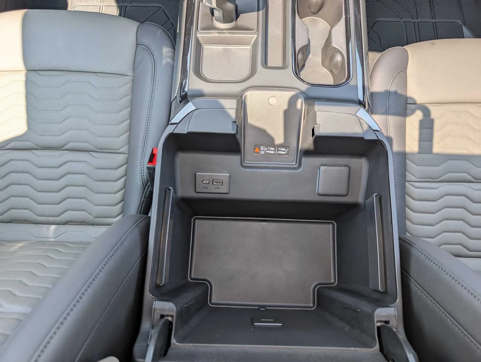 2026 Chevrolet Silverado 1500 ZR2 - Photo 16