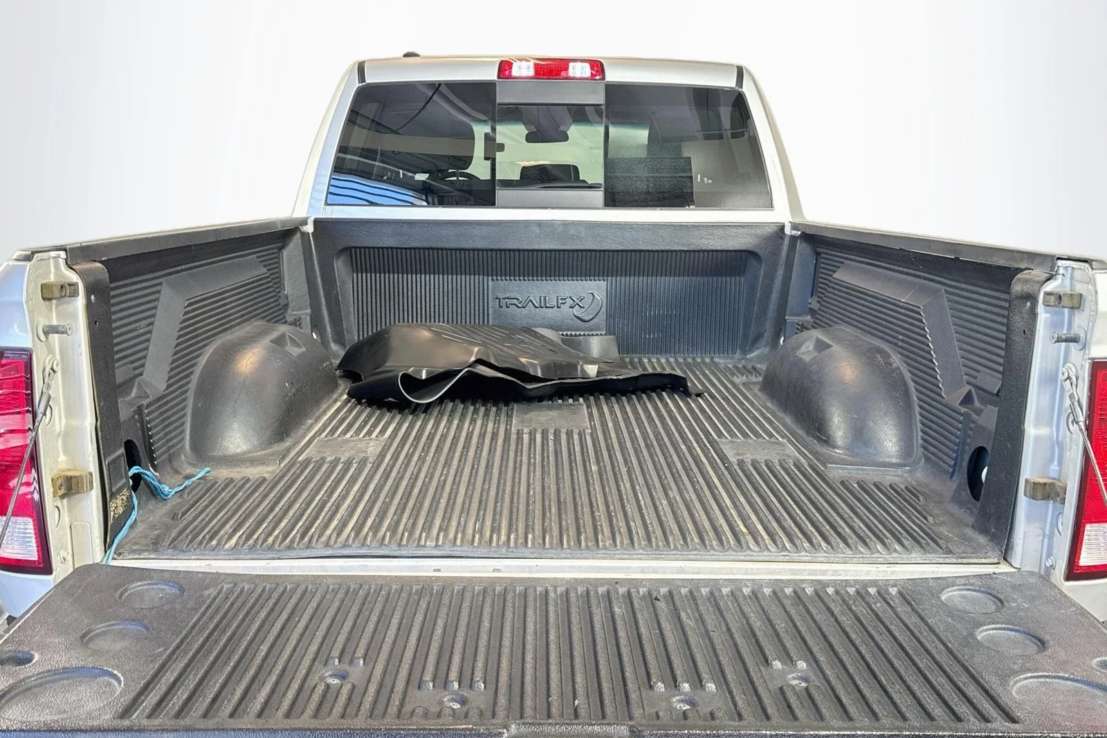 Used 2019 Bright Silver Metallic Clearcoat Ram SLT image 22