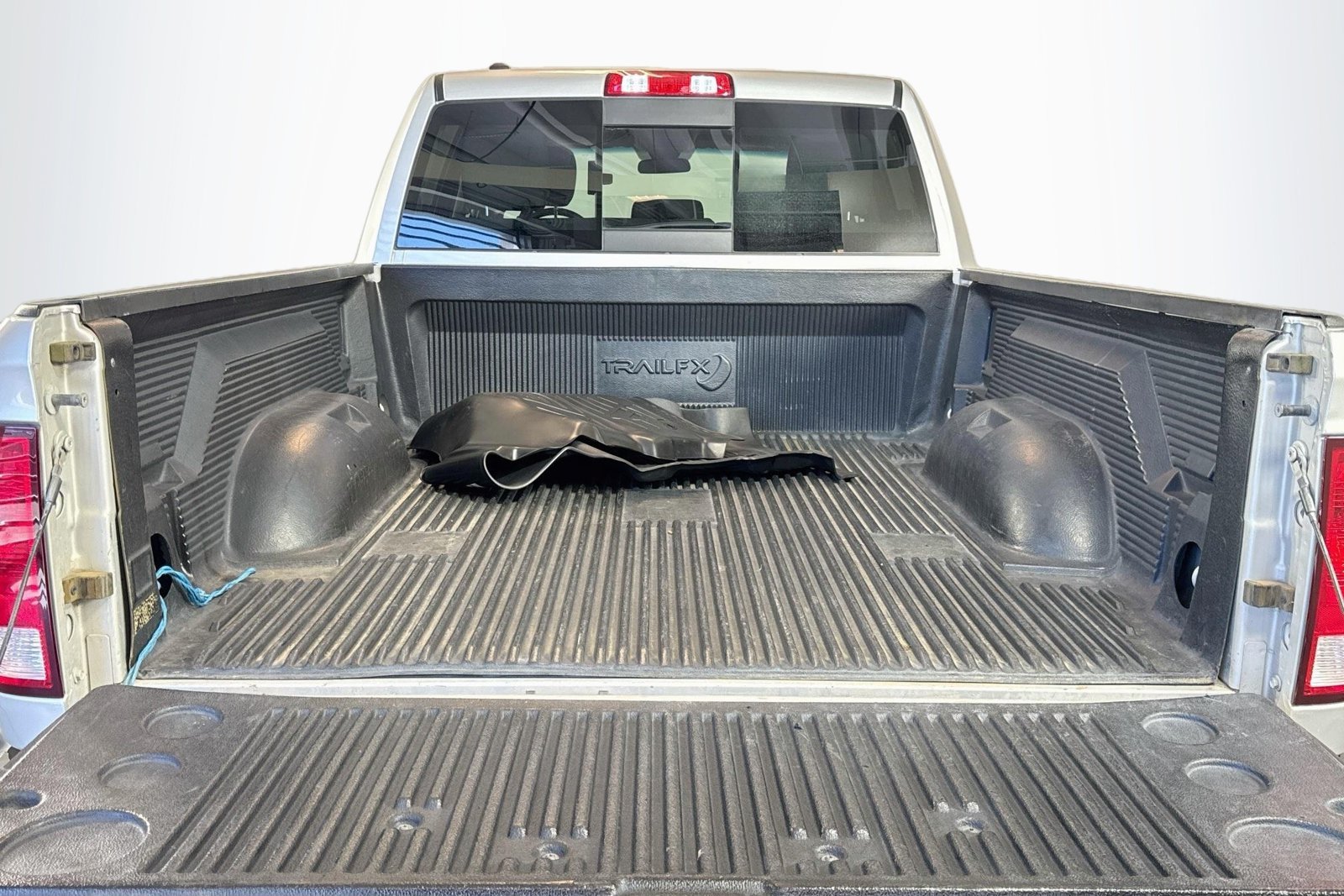 Used 2019 Bright Silver Metallic Clearcoat Ram SLT image 22