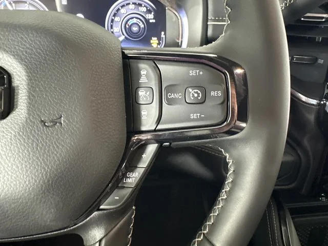 2026 RAM 3500 Limited - Photo 13