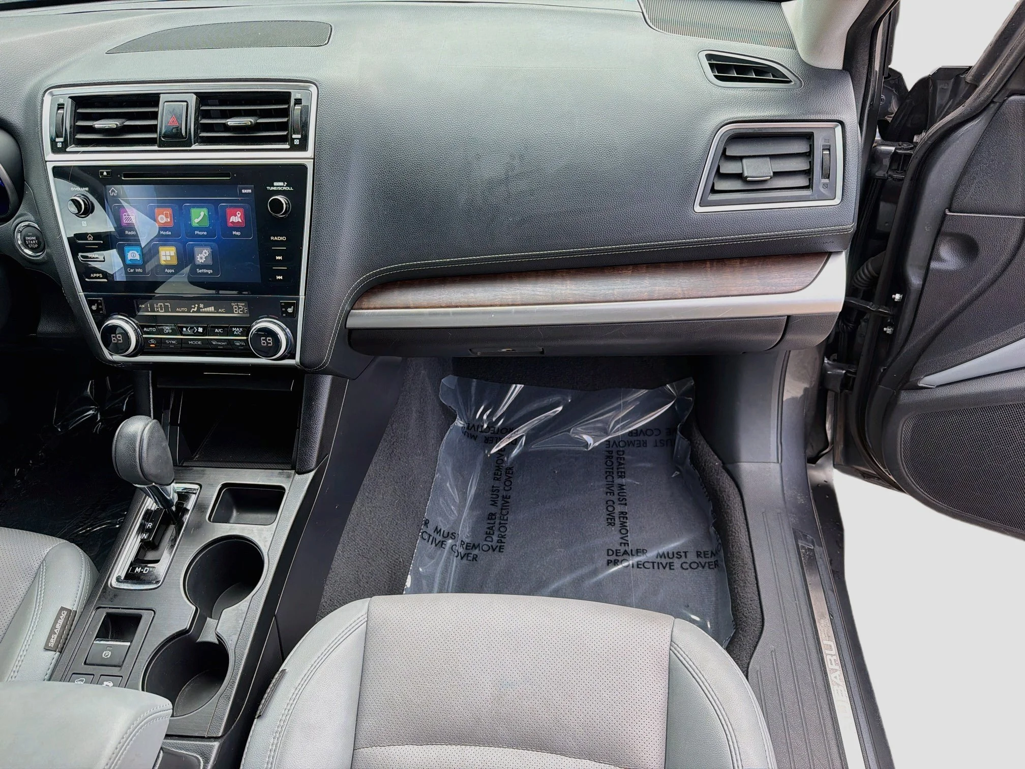 Used 2018 Magnetite Gray Metallic Subaru Limited image 15